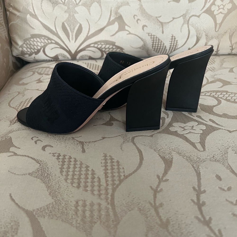 Christian Dior black heels 37.5 - Picture 3 of 10